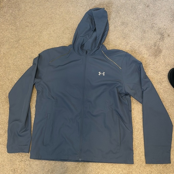 Fitted Storm Men’s running jacket - Picture 8 of 8